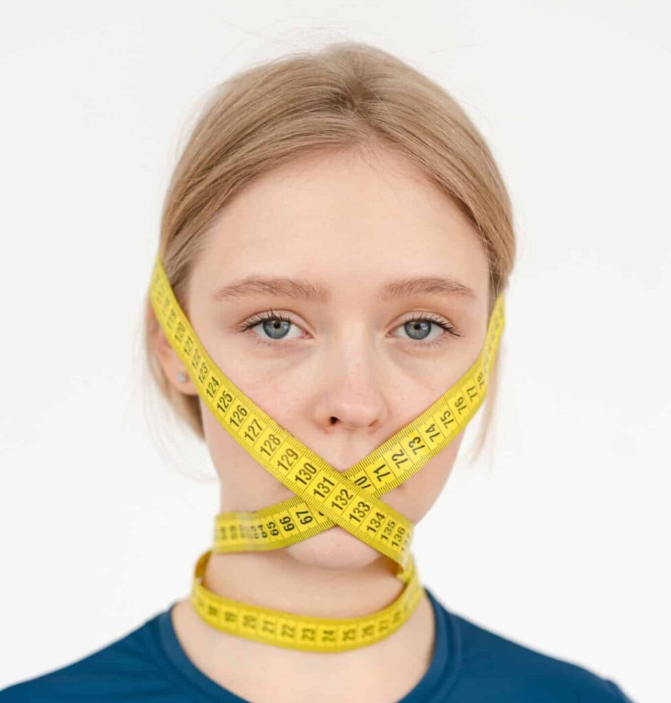 Dissolve and Refill Lip Fillers: What it is and why its dangerous 4 dissolve and refill lips